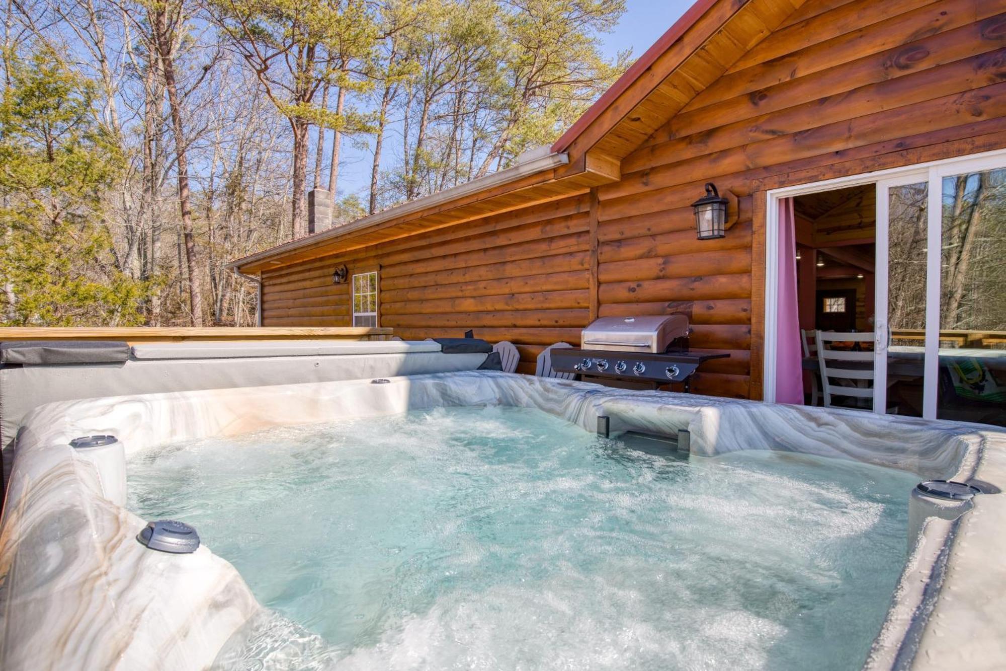 Pink Pines Avantstay Luxury Aesthetic Dream Home Indoor Pool Hot Tub Pigeon Forge Bagian luar foto
