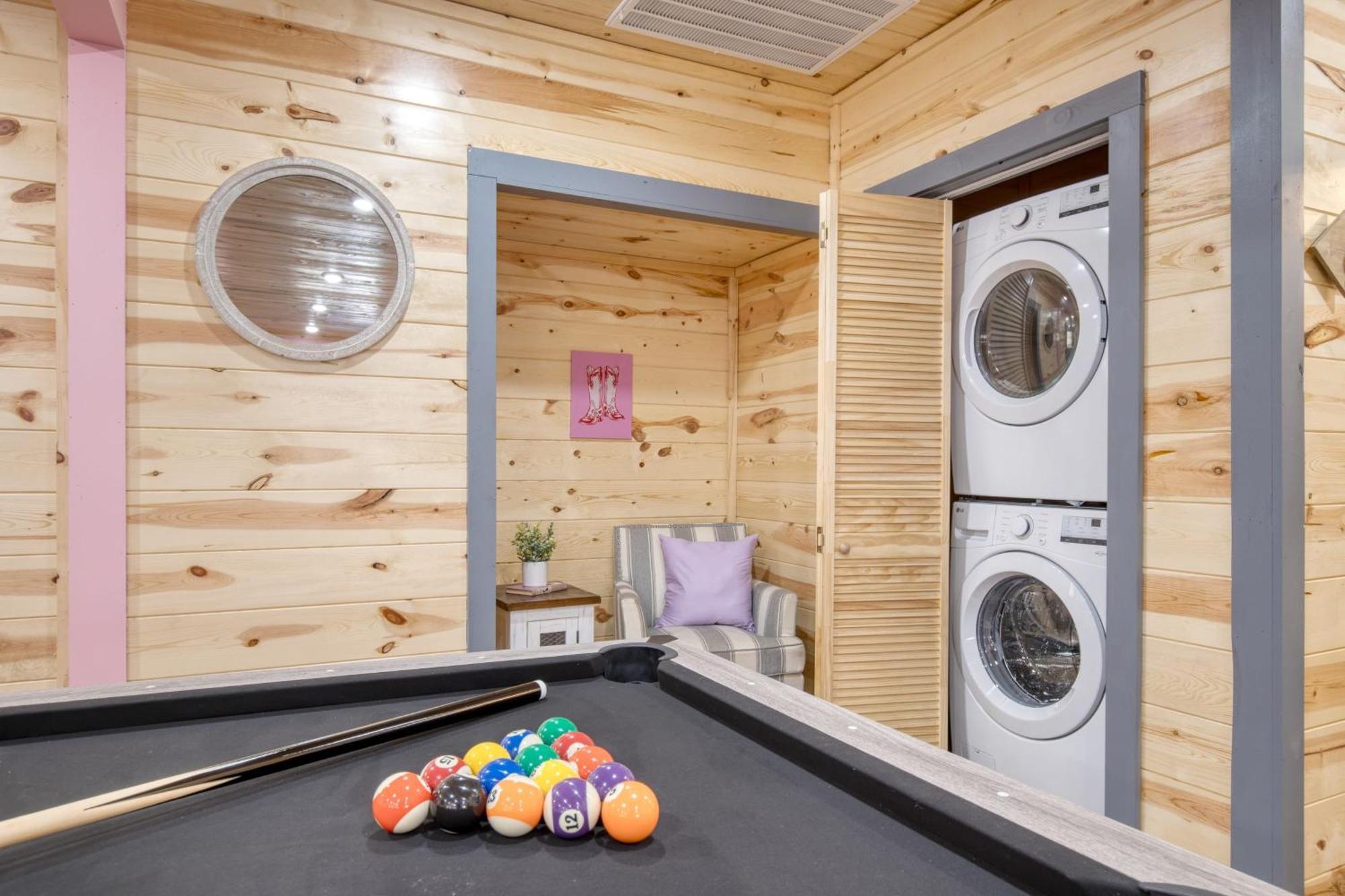 Pink Pines Avantstay Luxury Aesthetic Dream Home Indoor Pool Hot Tub Pigeon Forge Bagian luar foto